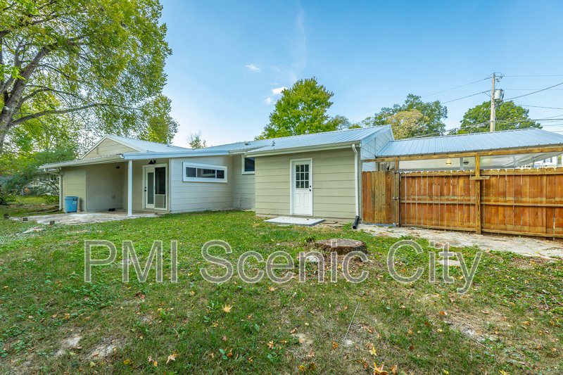 3916 Fountain Ave property image