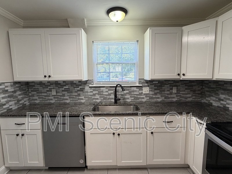 1430 Stratton Place Drive - A property image
