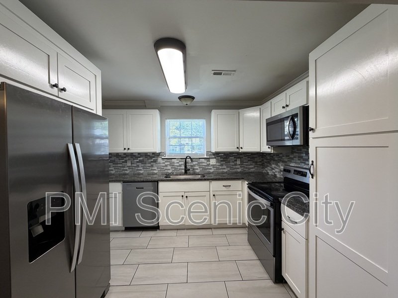 1430 Stratton Place Drive - A property image