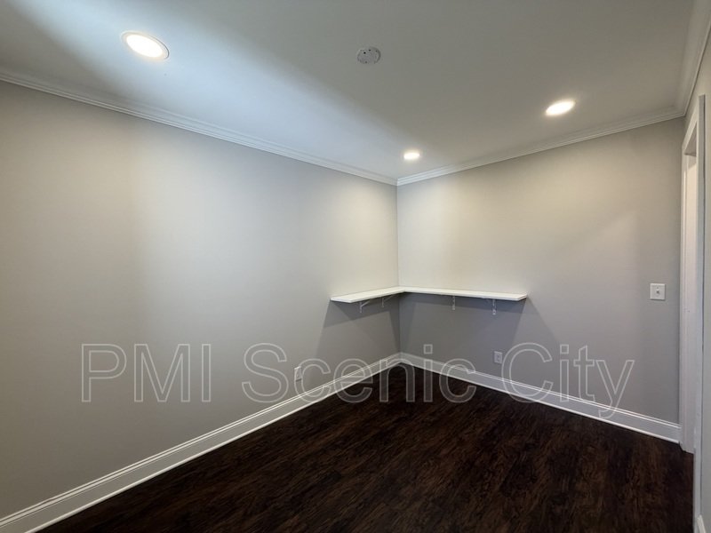 1430 Stratton Place Drive - A property image