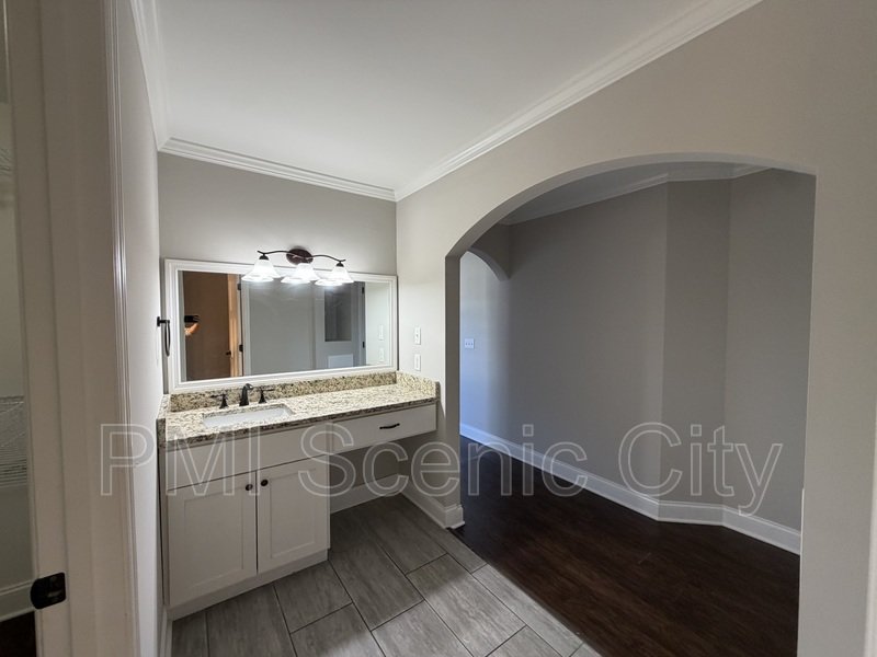 1430 Stratton Place Drive - A property image