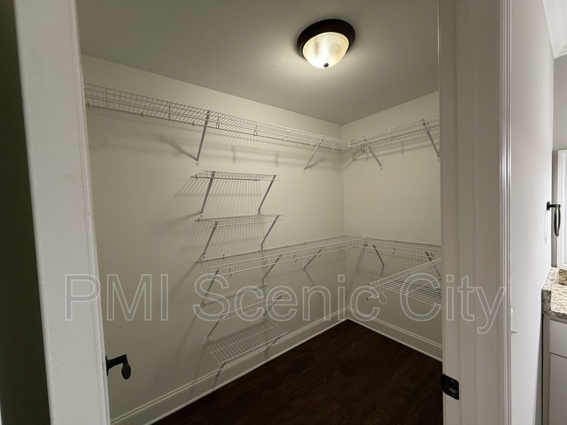 1430 Stratton Place Drive - A property image