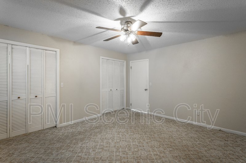 Signal Mountain Log Cabin for Lease property image