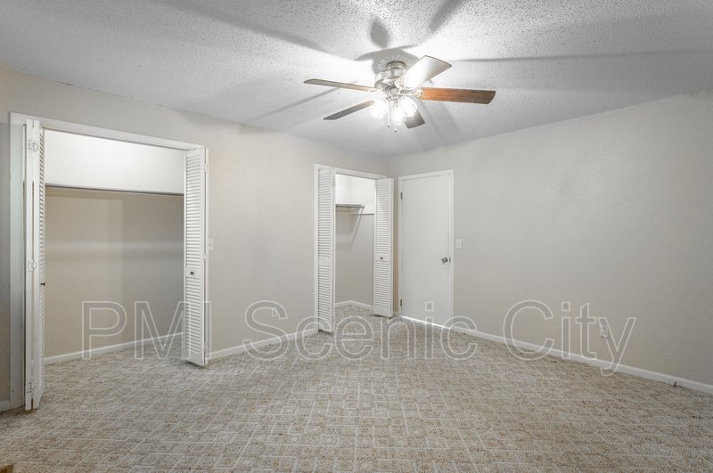 Signal Mountain Log Cabin for Lease property image