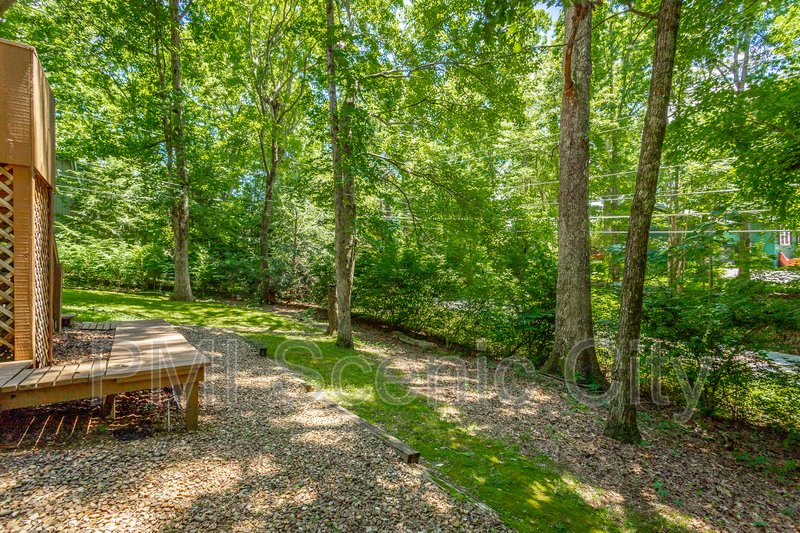 Signal Mountain Log Cabin for Lease property image
